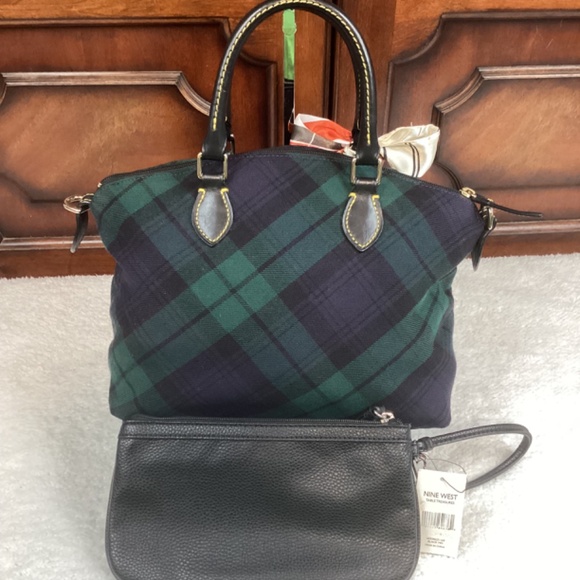 Dooney Vtg. Darcy Satchel - Picture 2 of 16